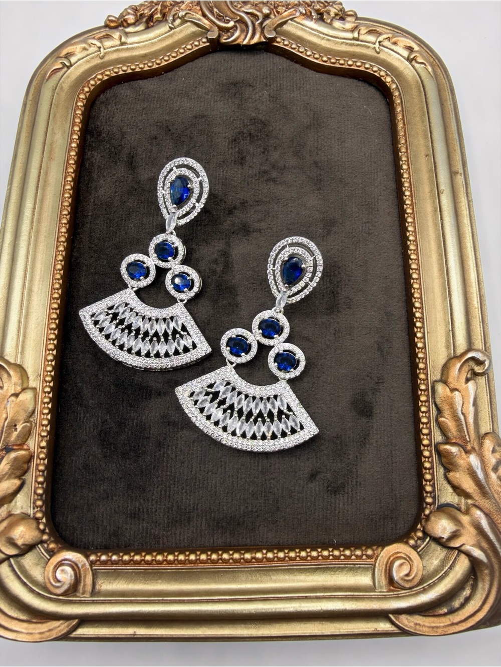 Elegant Silver Fan Drop Earrings with Blue Gemstones - Picture 2 of 5